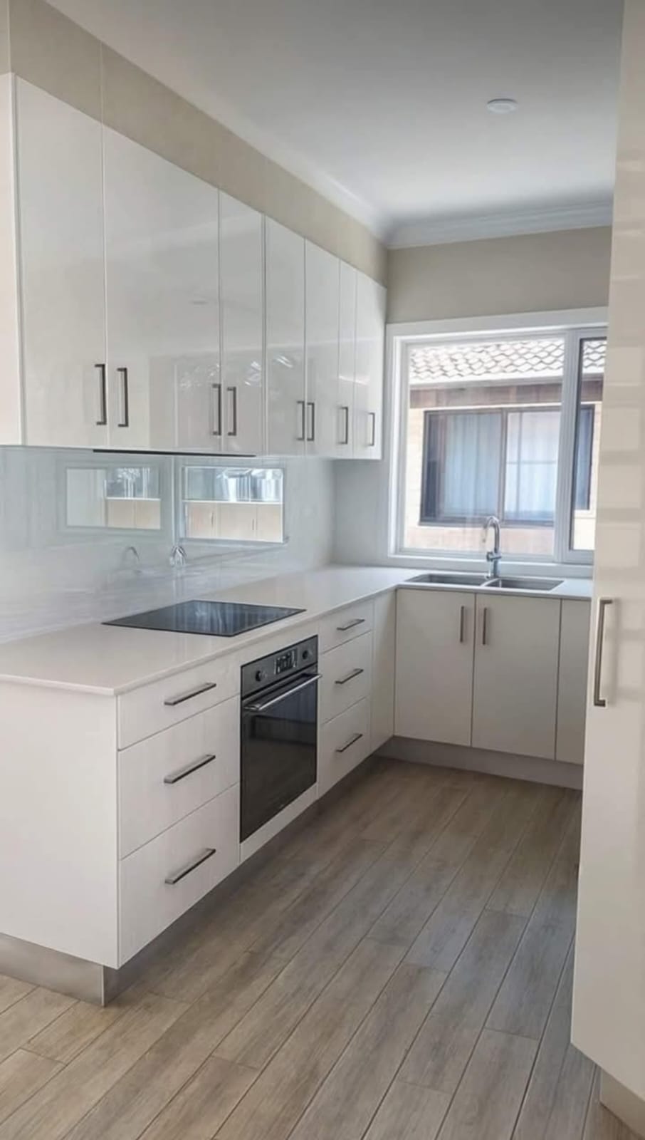Modern Kitchen Cabinets